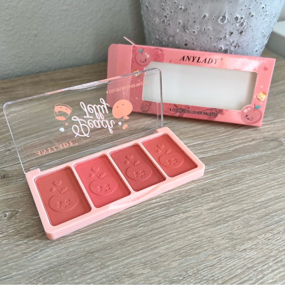 ANYLADY Peach Jelly 4-Color Blusher Palette New Sealed Cute Peach Design